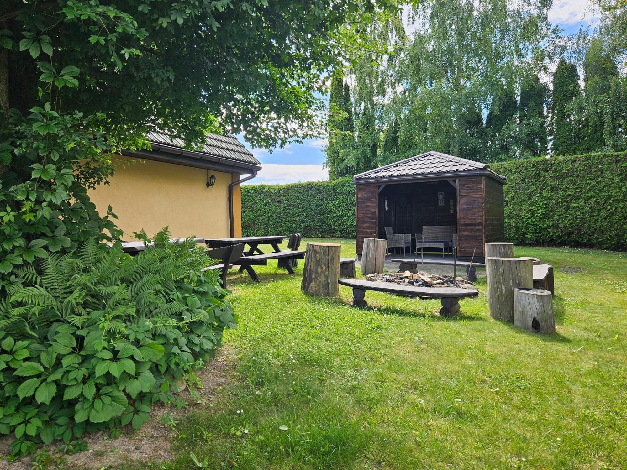 Domek Na Baszcie Klimatyzowany Lesko Exterior foto